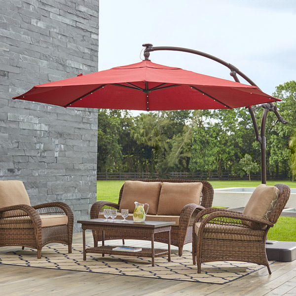 Outdoor umbrella