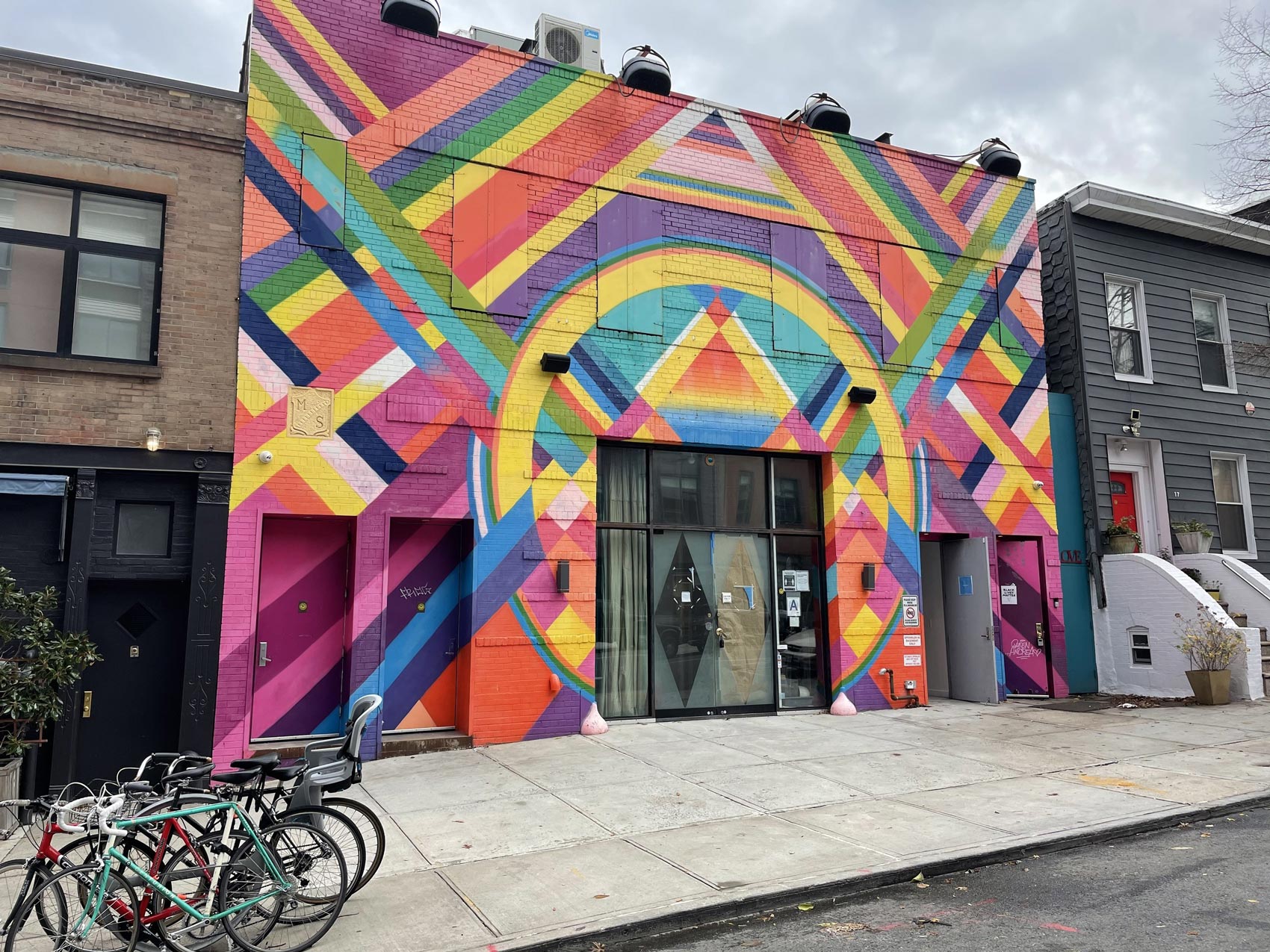 Exterior of New York Stuf location