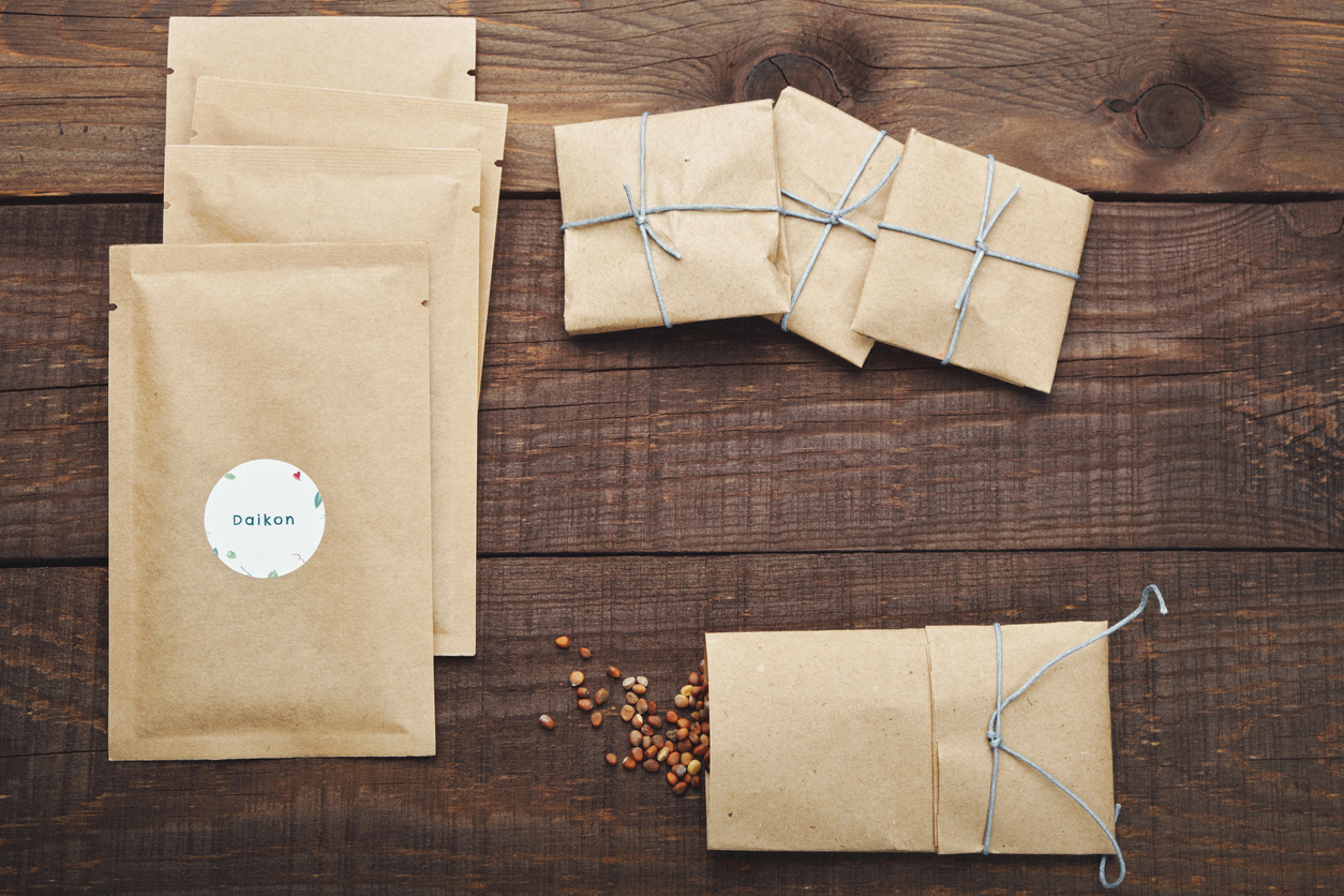 Seed storage in paper packets