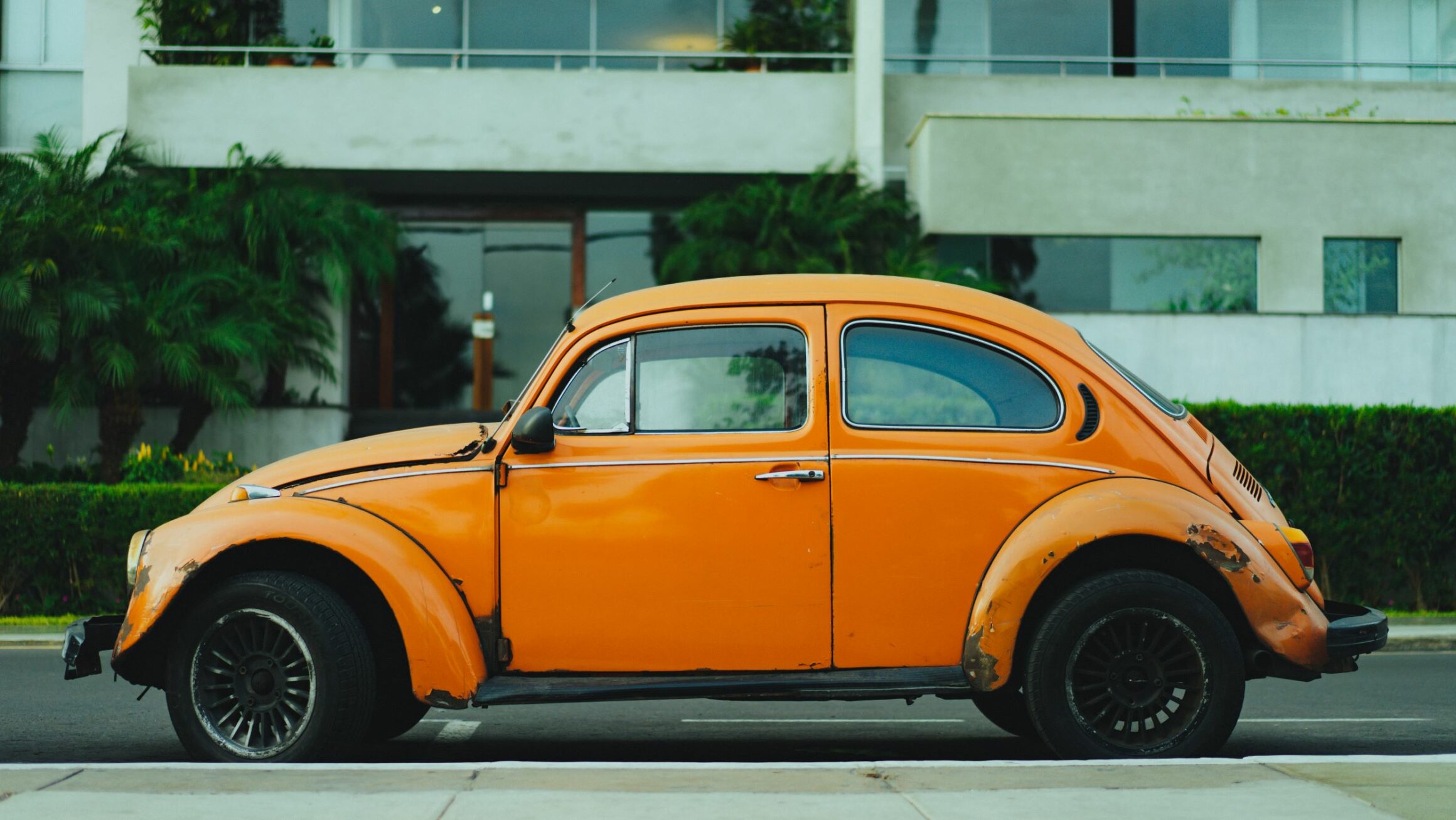 Can You Park A Car In A Storage Unit How To Store A Car In Self