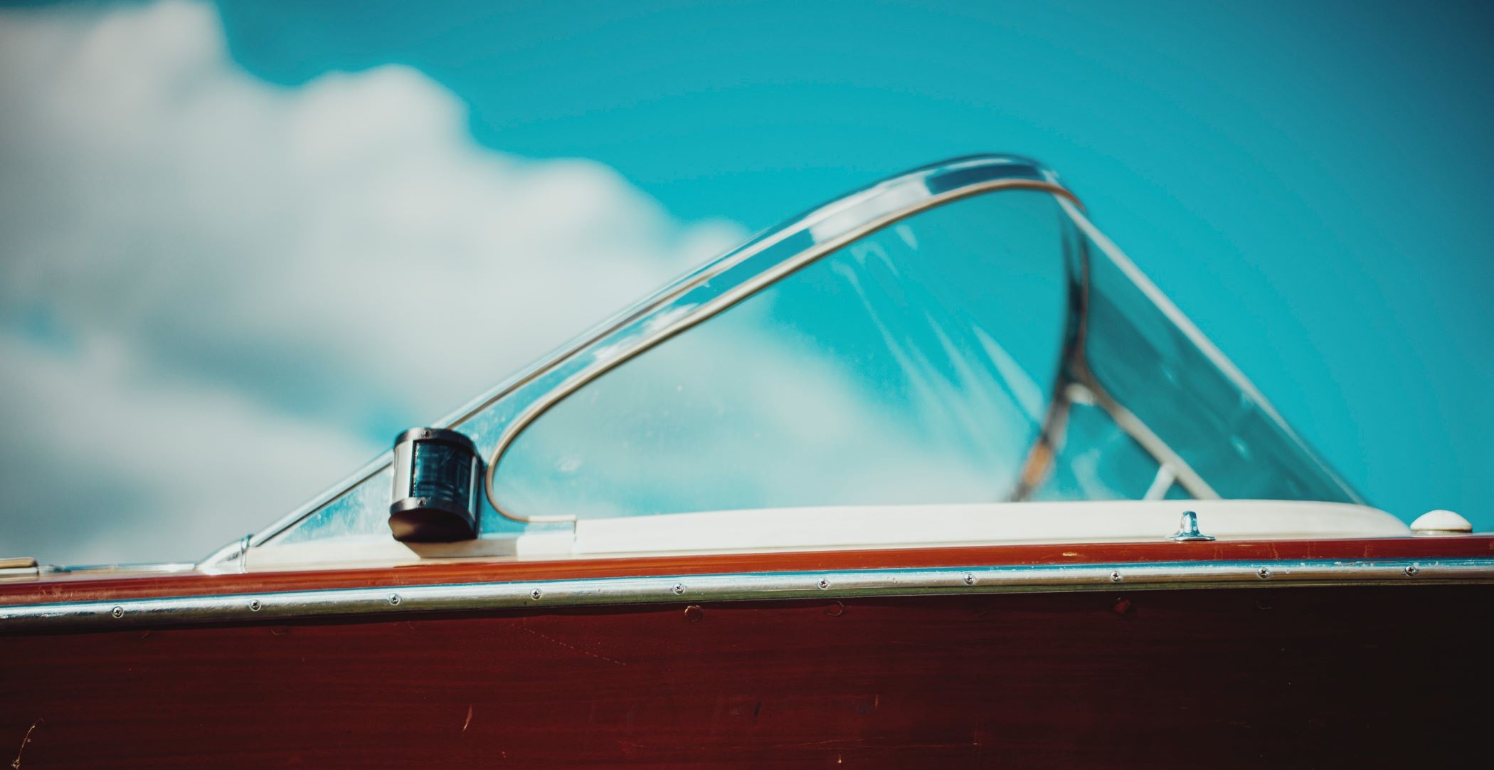 Can I Park My Boat in My Driveway? A State-by-State Guide - Neighbor Blog