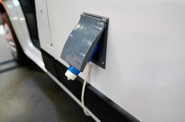 RV Electrical Hookups 101: Tips for a Safe and Efficient Power ...